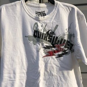 Quicksilver tee shirt
